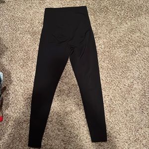 Black like New sport maternity Pants!